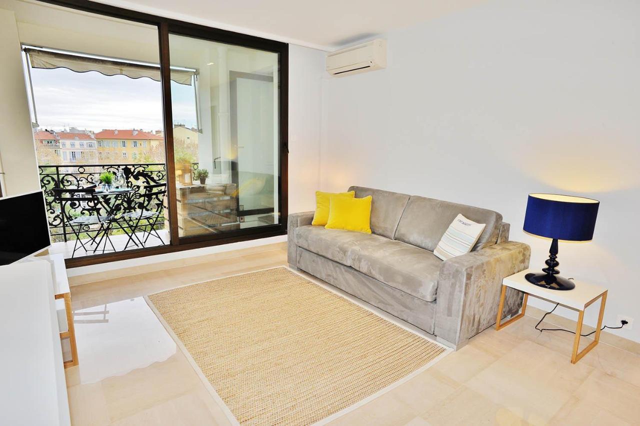 Aparthotel Riviera - Terrasse Felix Faure - Massena Promenade Des Anglais Nice Eksteriør billede